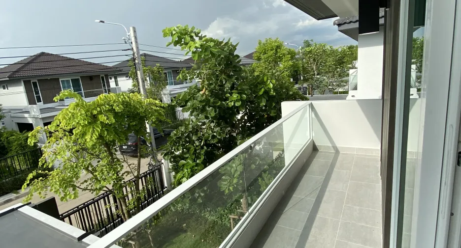 Mantana Motorway-New Krungthepkreetha