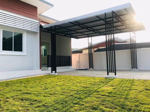 Saranis House