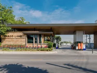 Parco Land
