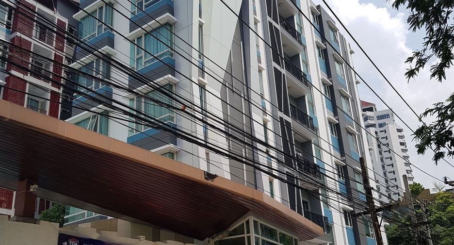 The Crest Sukhumvit 49
