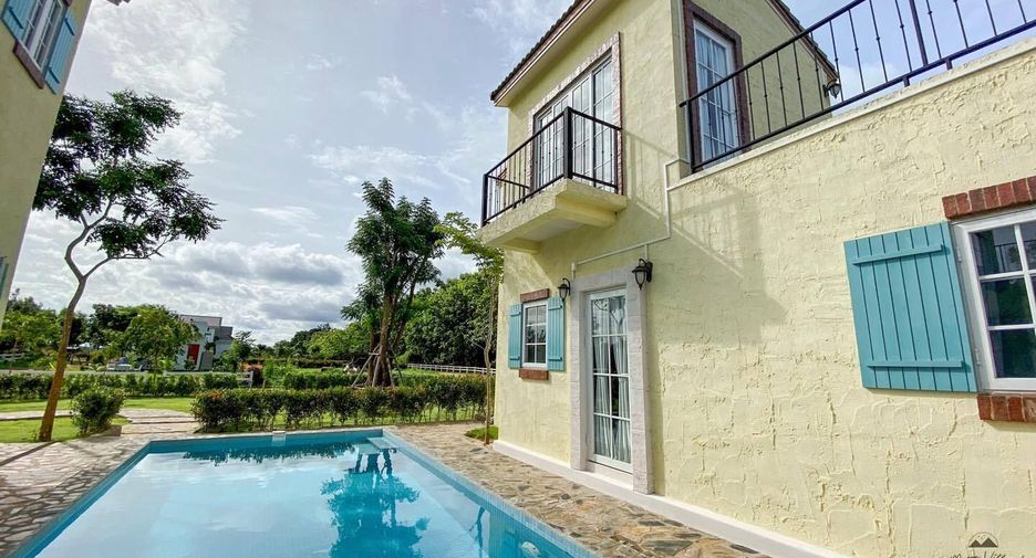 Moon Village Khaoyai