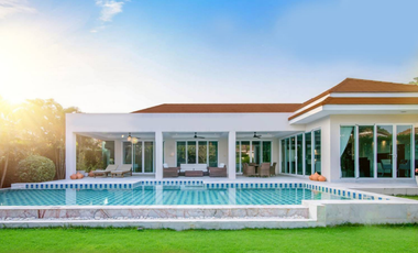 The Lux Villa