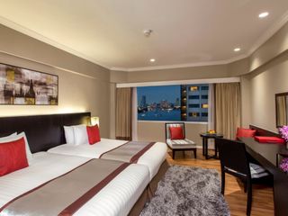 Ramada Plaza by Wyndham Bangkok Menam Riverside