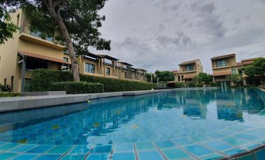 Issara Village