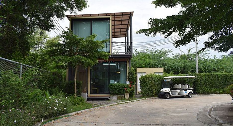 Issara Village