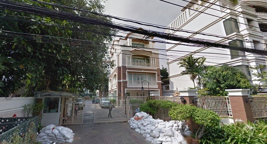 ซิตี้ พลัส เอกมัย 10