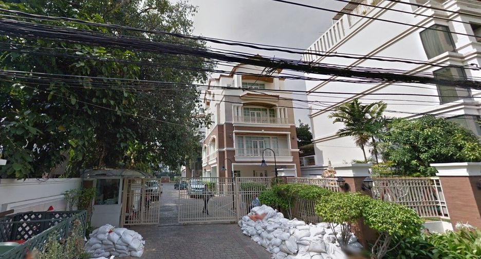 ซิตี้ พลัส เอกมัย 10