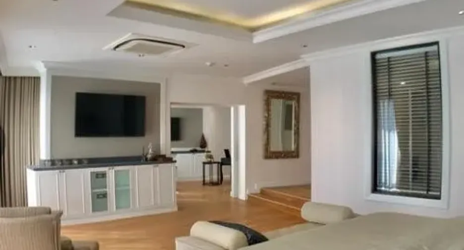 Rattanakosin View Mansion
