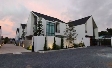 The Regent Villa Pasak