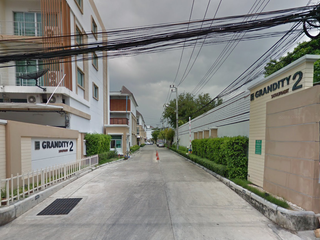 Grandity Sathupradit 2