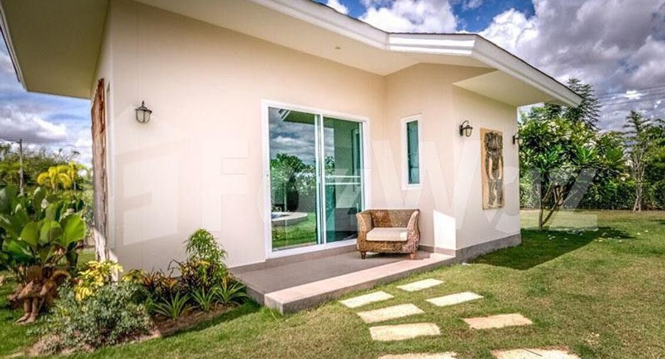 The Grove Villas