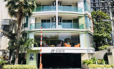 Beverly 33