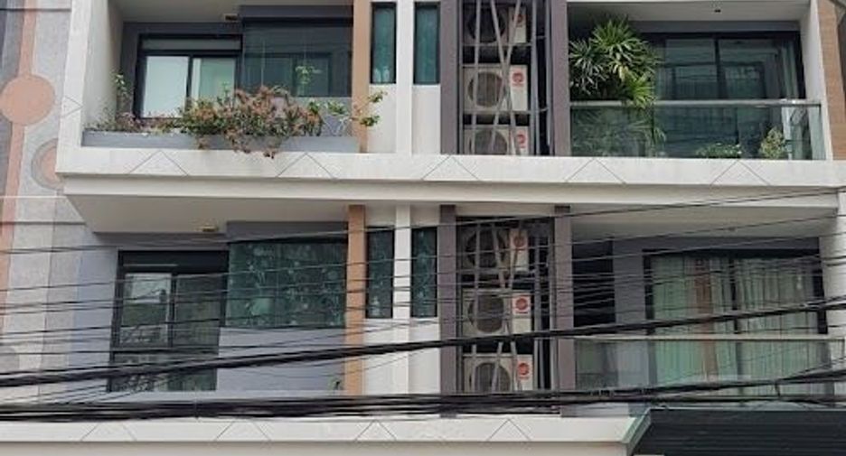 Sixty Six Condominium
