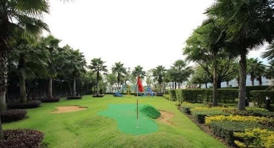 Baan Klang Muang Sathorn-Taksin 2