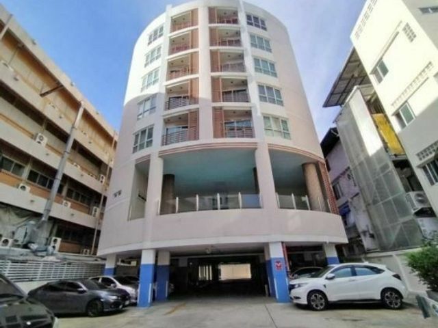 Supreme Condo Ratchawithi 3