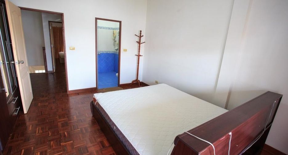 Chaweng Pattana Townhome