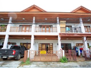 Chaweng Pattana Townhome