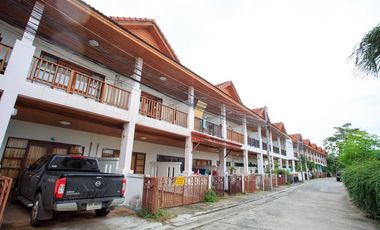 Chaweng Pattana Townhome