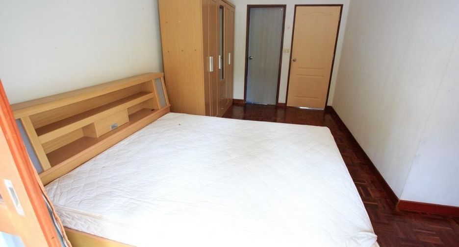 Chaweng Pattana Townhome