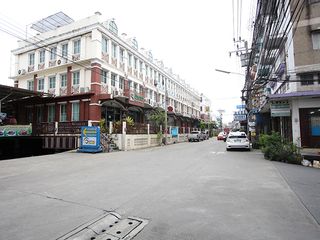 Baan Suksan 10