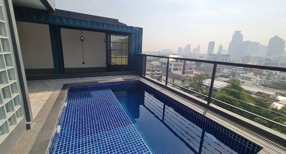 Penthouse Condominium 3