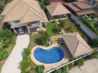 Tanadorn Home Place