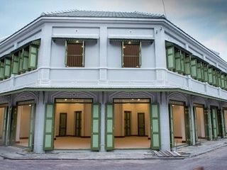 The Luenrit Old Town, Yaowarat