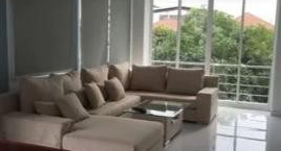 Townhome Büro Phahonyothin 2