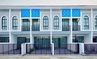 Grand Townhome Pattaya