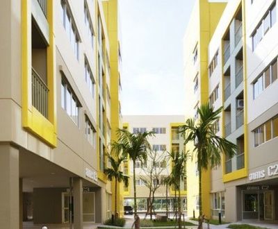 Xotinlar va eshaklarning porno fotosuratlari