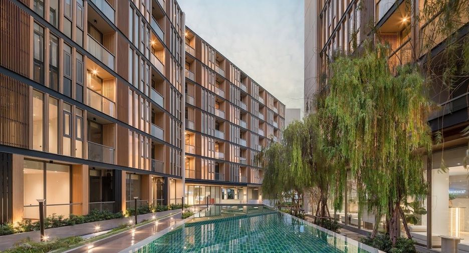 U Charoen Residence Town in Town