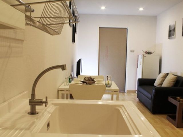 Tourmaline Lite Sathorn - Taksin