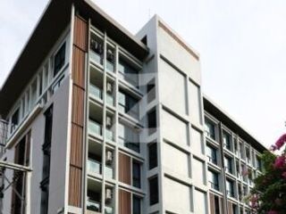 DeSense 2 by Suchada Condo