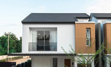 Home San Phisuea
