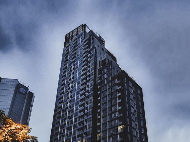 The Rich Ploenchit - Nana