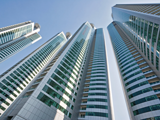 For sale 3 bedrooms condo in Khlong Toei, Bangkok