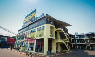 Le Tawan Plaza