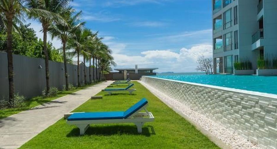 Ananya Beachfront Wongamat