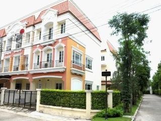 Urban Sathorn