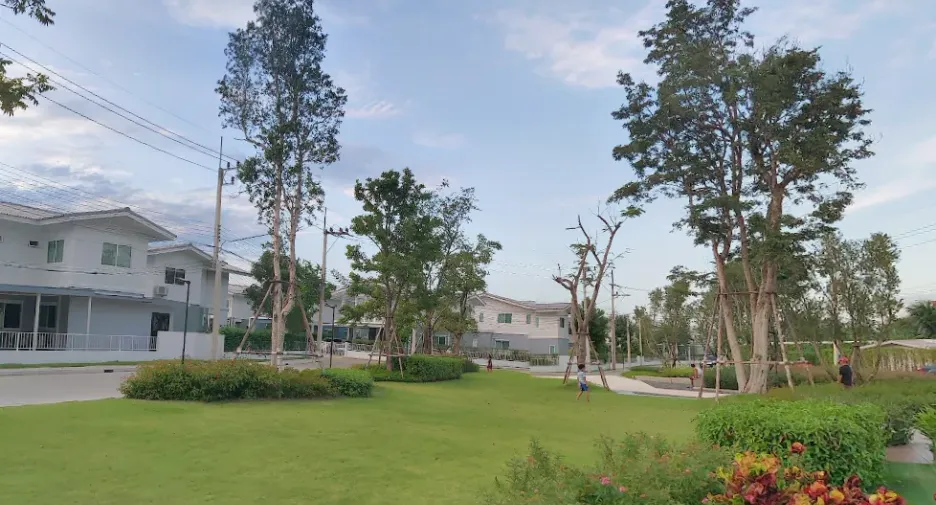 甘达, 运河边的房子