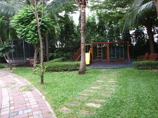 Sukhumvit 36 Garden Village