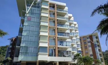 CHIC CONDOMINIUM