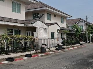 Pruksa Ville 26 Sapphawut-Sukhumvit