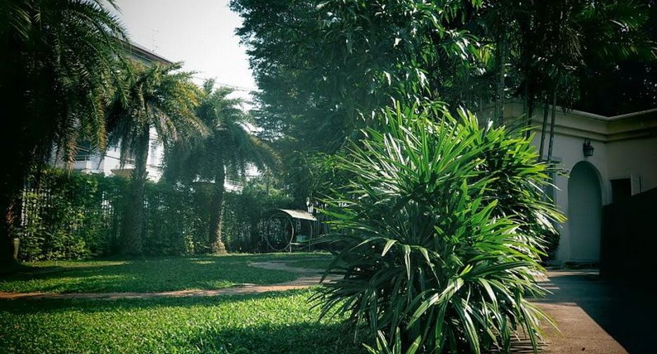 The Exclusive Suanluang Rama 9