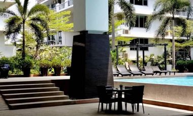 The Waterford 素坤逸50巷