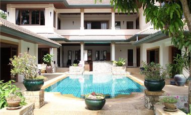 Lakeshore Villa