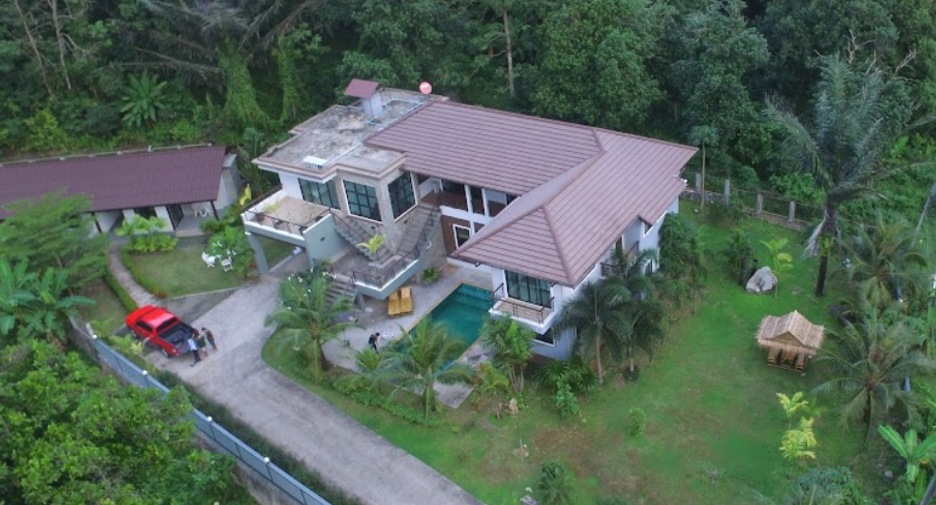 The Adamna Villa @lawootrip