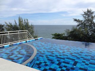 Grand Beach Condominium 2