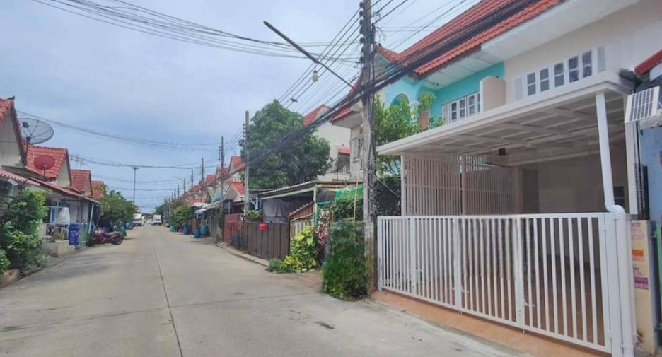 Baan Klampiru