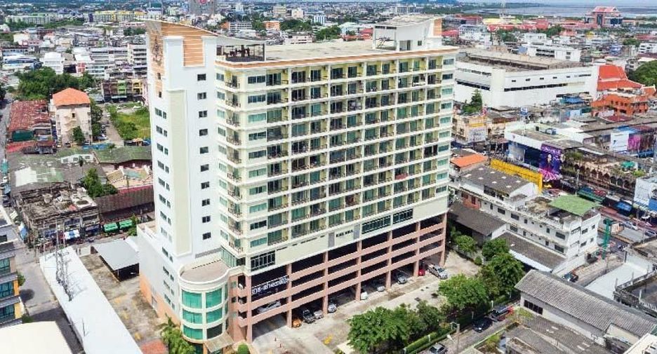 Eak Condoview